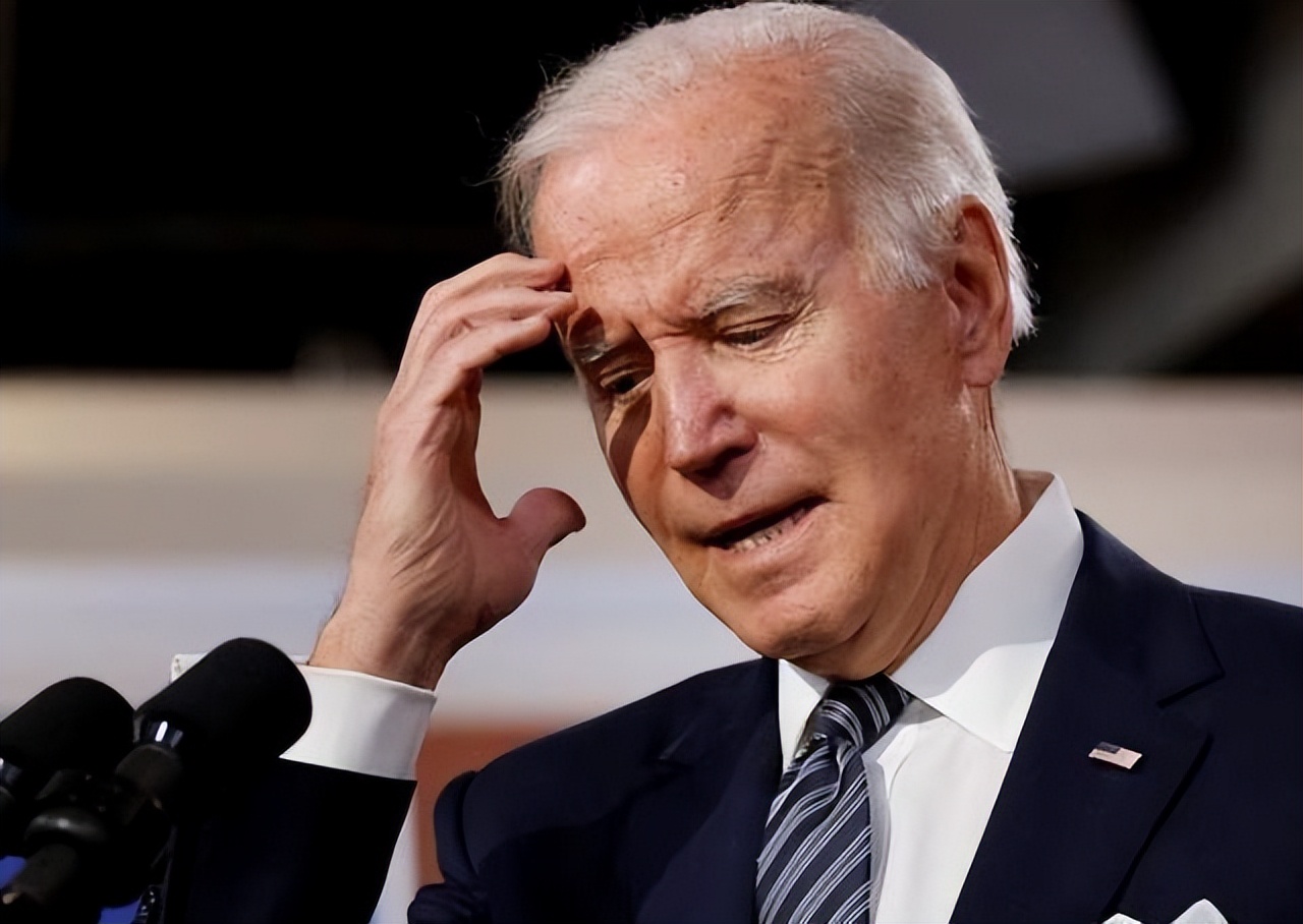 拜登谈美国银行业危机,美国内忧外患拜登遭特朗普抨击