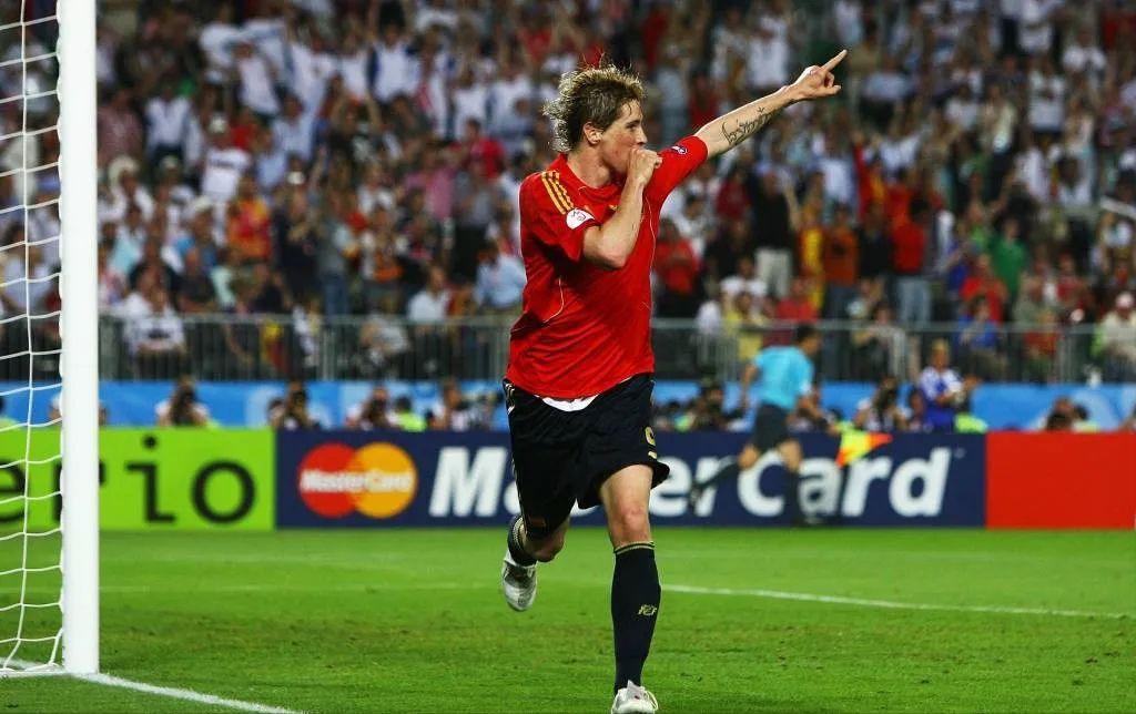 不看足球是年轻人的损失,足球怎么算失去球权