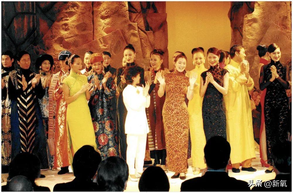 香港最后一位贵族是谁,香港最后一个太平绅士