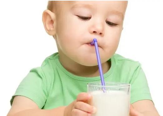 一般小孩一段喝多少罐奶粉,一般孩子几岁喝3段奶粉