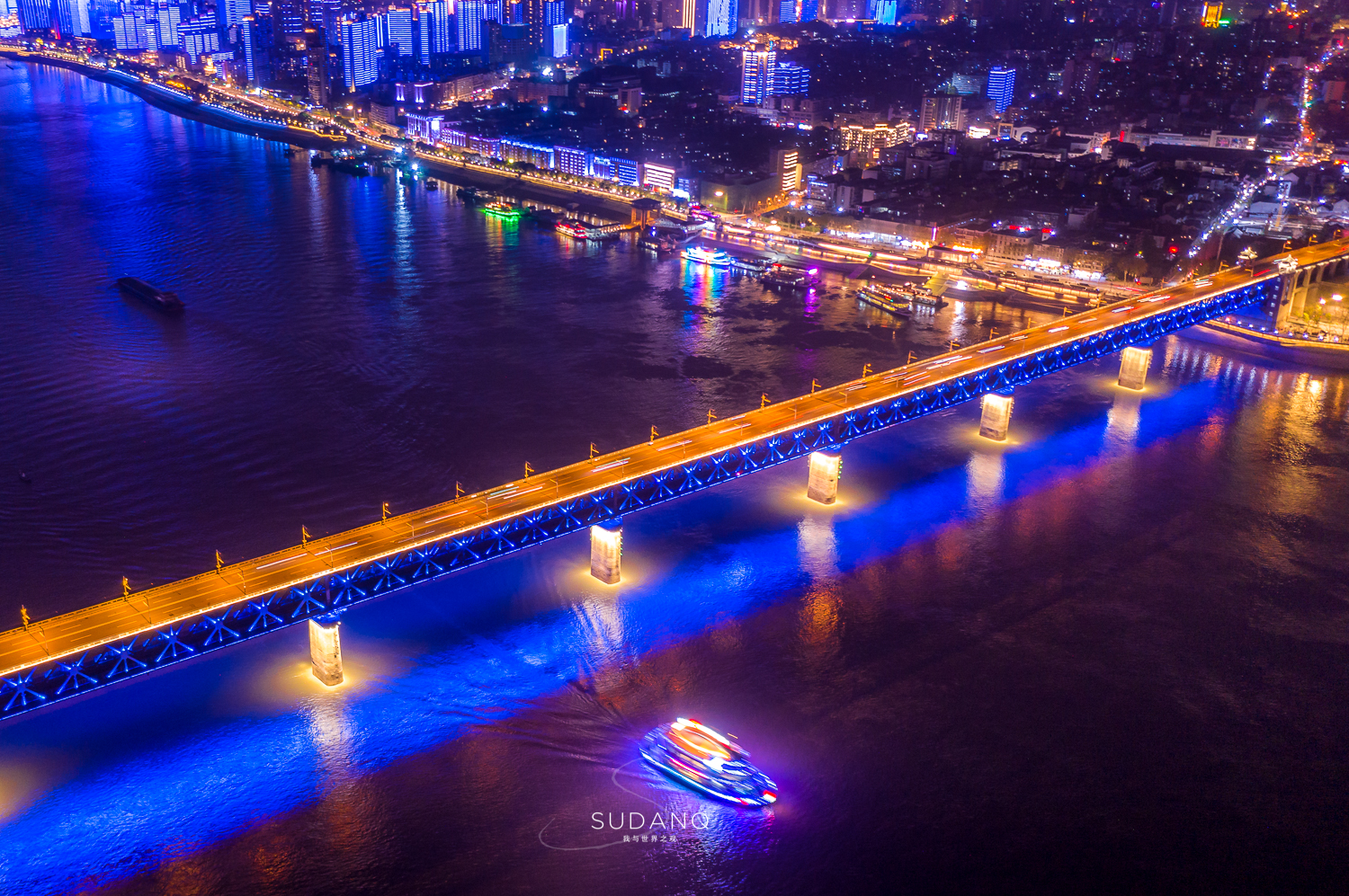 武汉建桥实力世界第一,武汉第一座长江大桥始建于哪一年