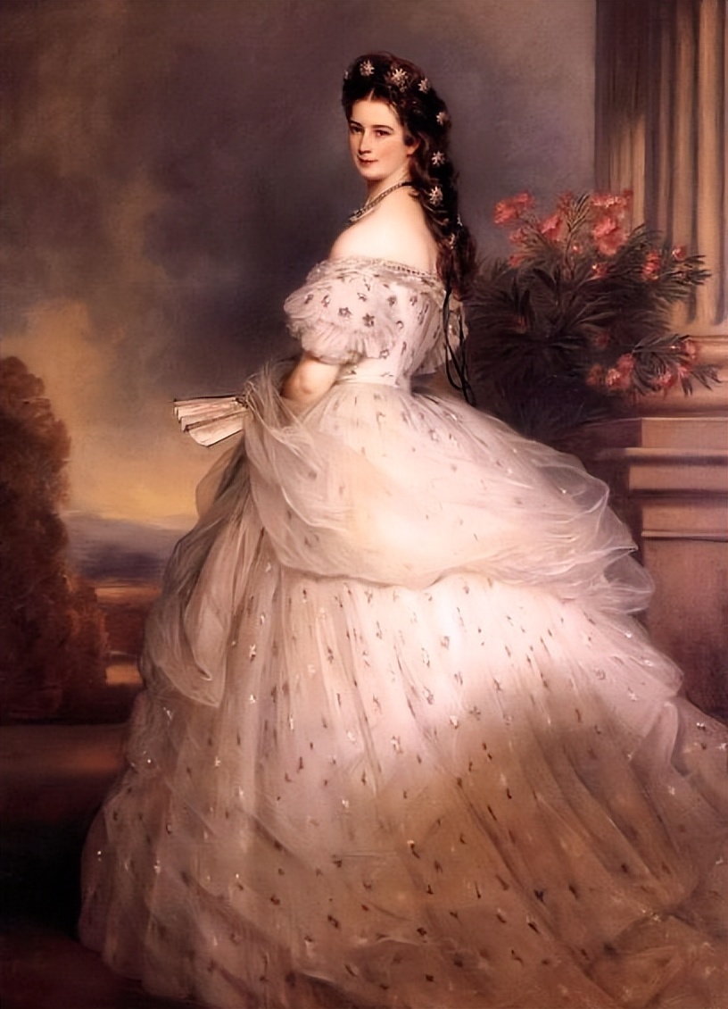 茜茜公主泡温泉治病,茜茜公主敷牛肉面膜