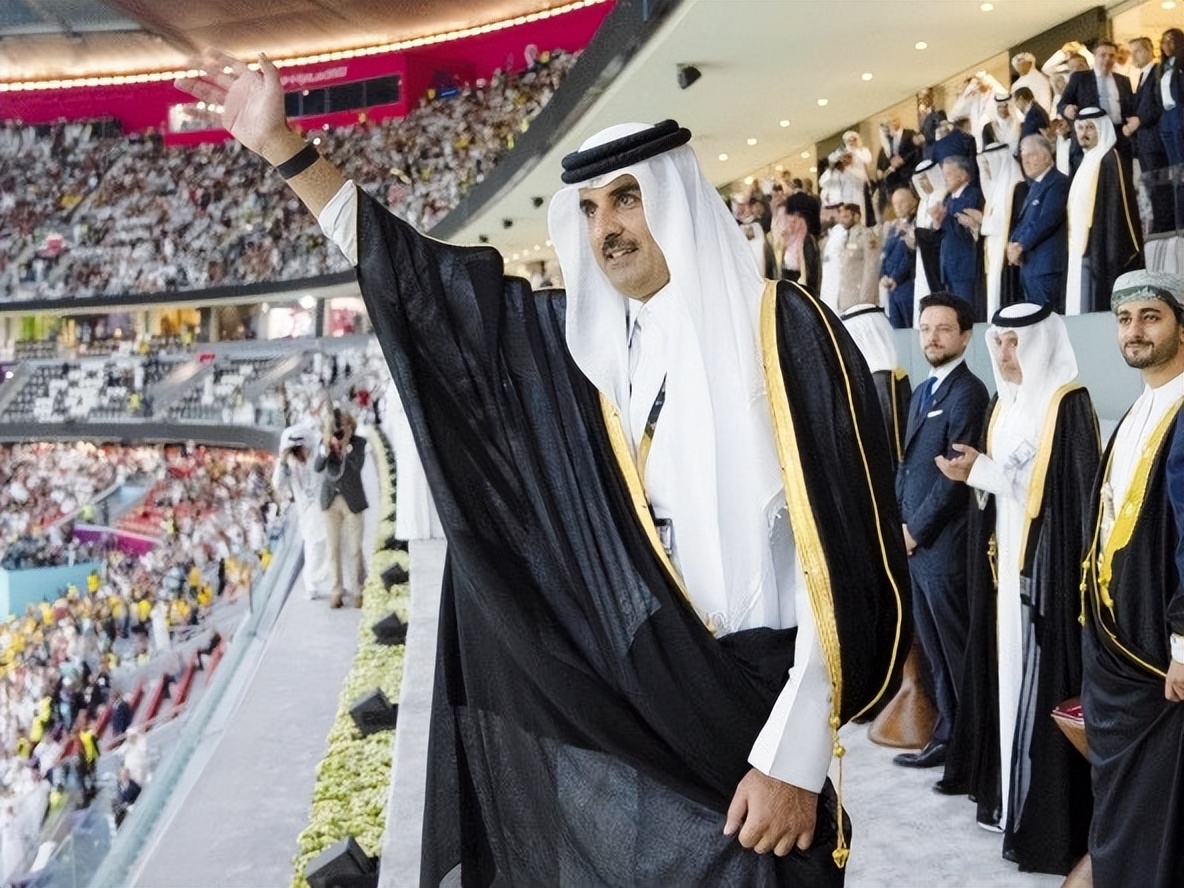 卡卡是足球界的颜值巅峰的照片,足球金童卡卡最新消息