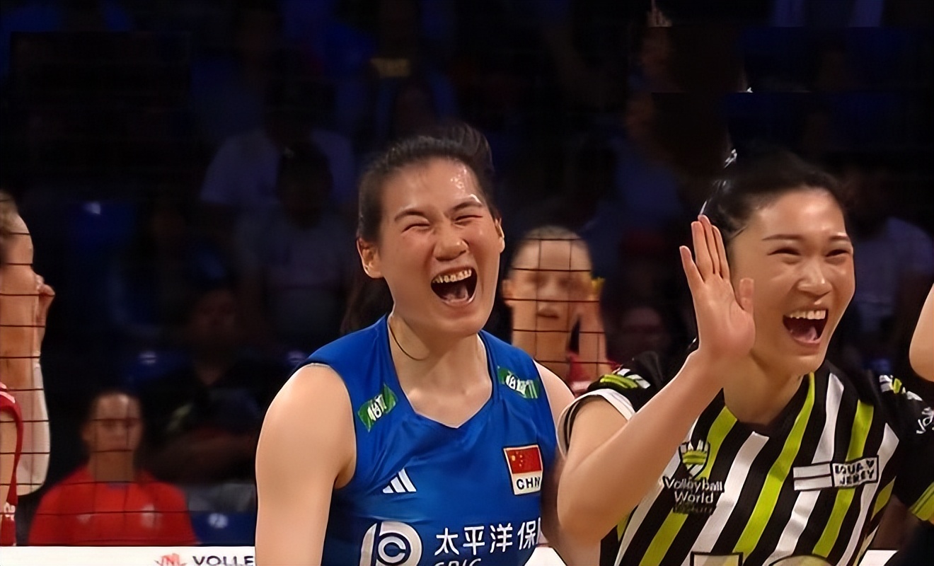 王梦洁半决赛为什么队服不一样,王梦洁对荷兰表现