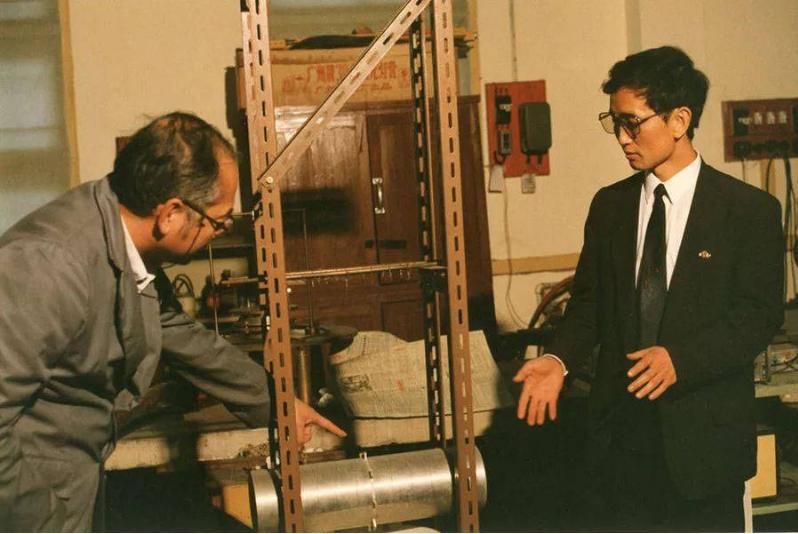 自称能拦截导弹，扑灭大兴安岭山火的气功大师严新，最终结局如何