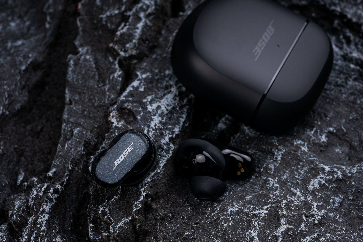 bose三代和airpodspro2代对比,boseqc3和airpodspro2降噪哪个好