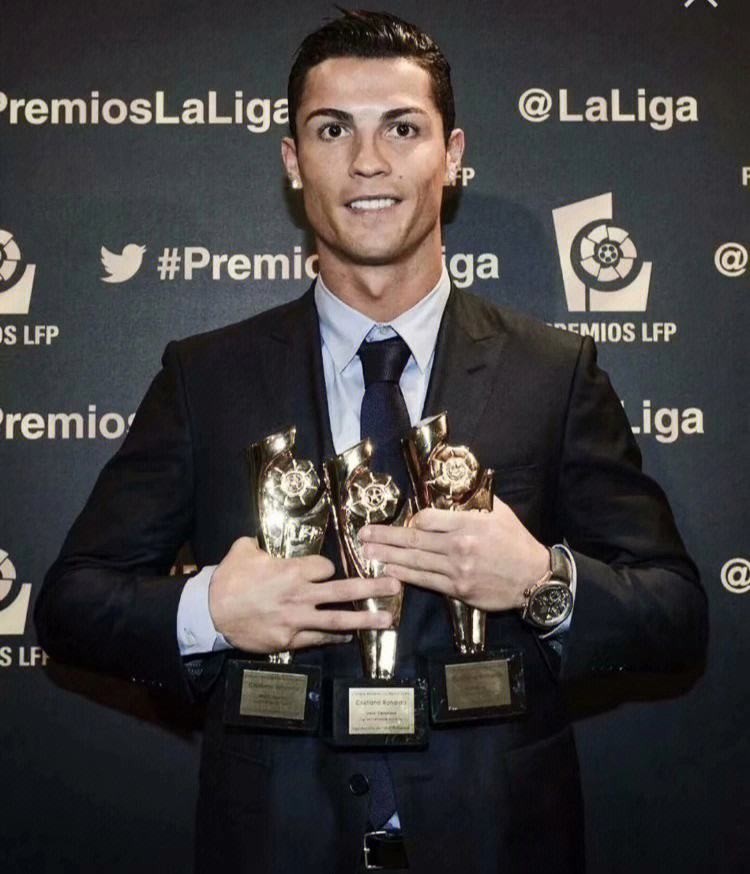 梅西c罗哈兰德过人,姆巴佩哈兰德c罗梅西