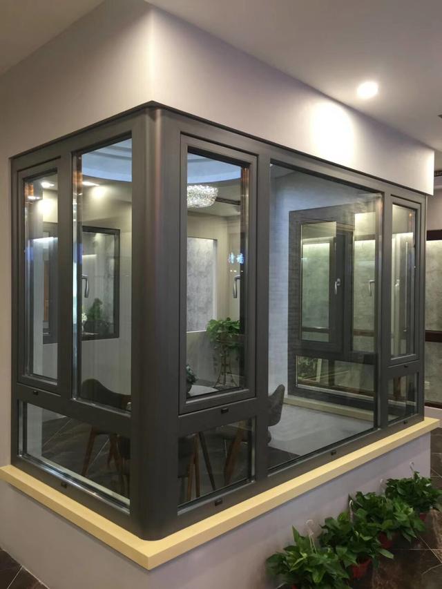 如何选择断桥铝窗户和玻璃,彩铝门窗和断桥铝有什么区别