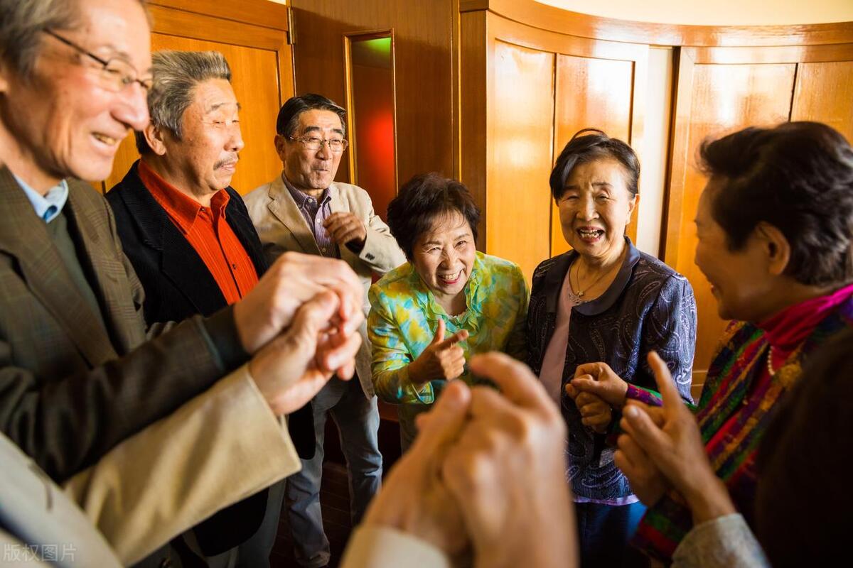 60岁同学聚会有意义吗,老年同学聚会有何意义