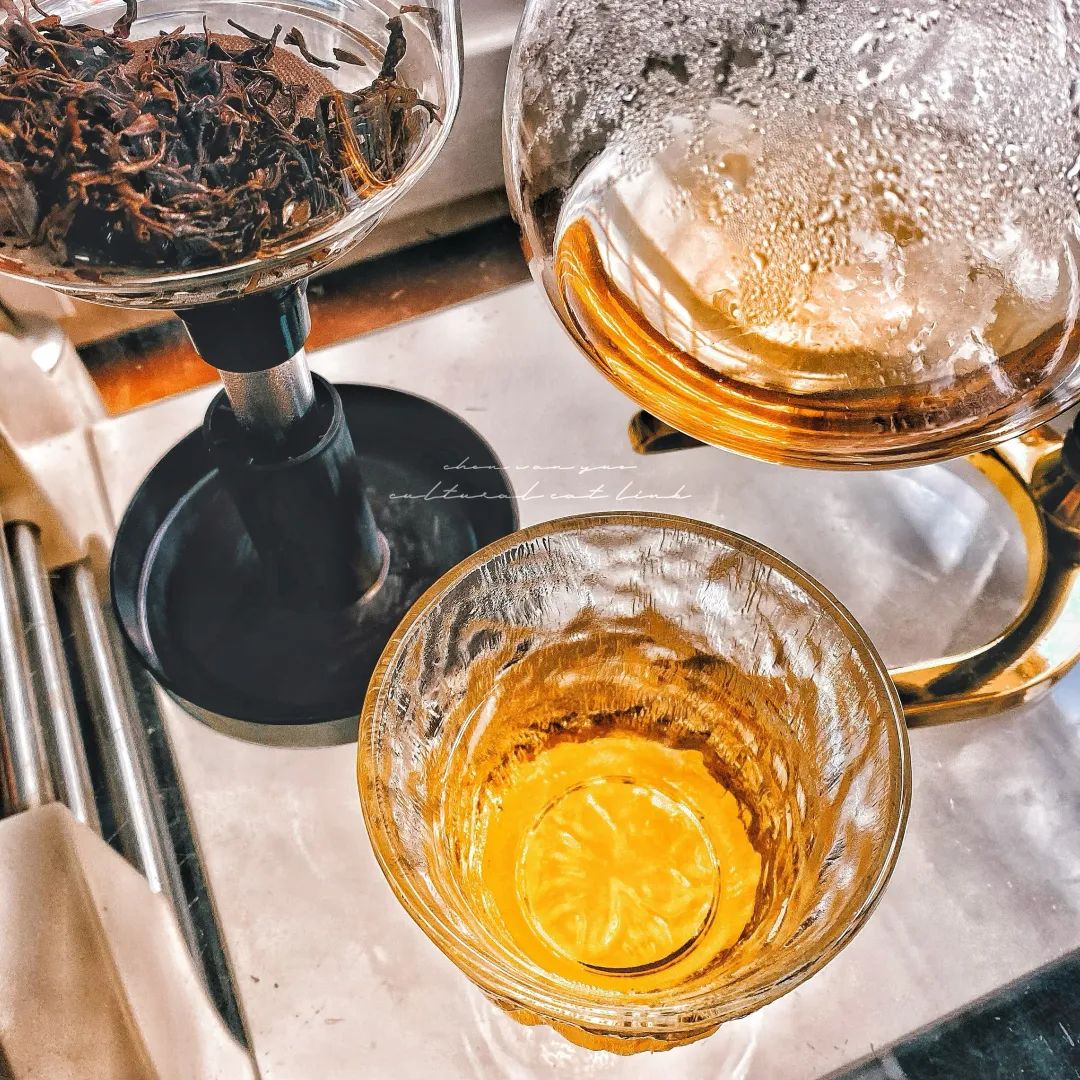 宸绾约丨不会画画的咖啡师不是好铲屎官；表情包1次过审干货满上