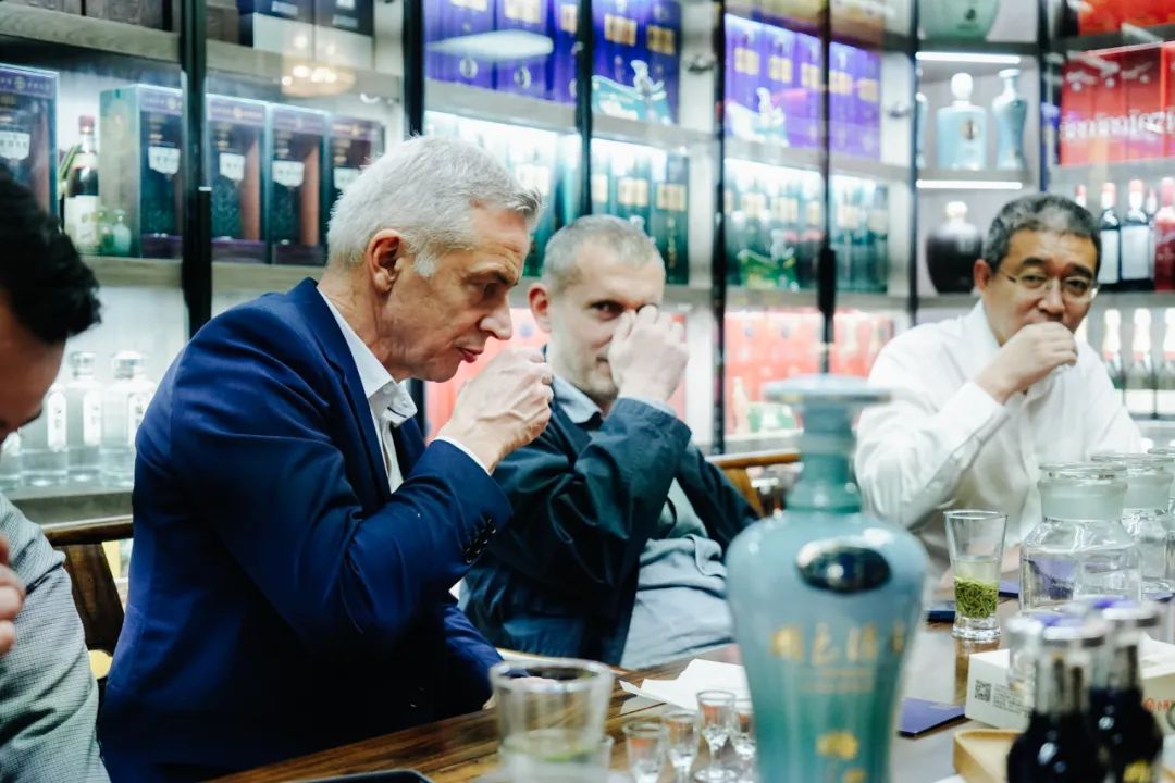 marussia集团,宝丰酒业董事长出席峰会