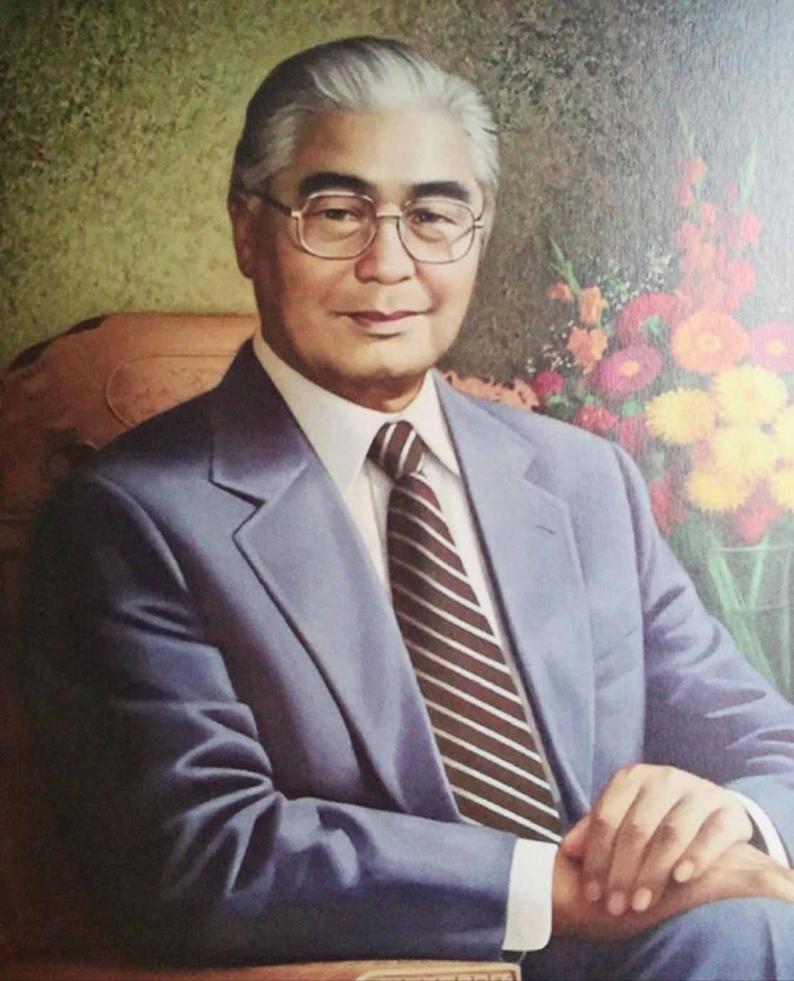 荣毅仁创办中信集团，*小平邓**嘱咐：不要搞官僚主义企业，结果如何