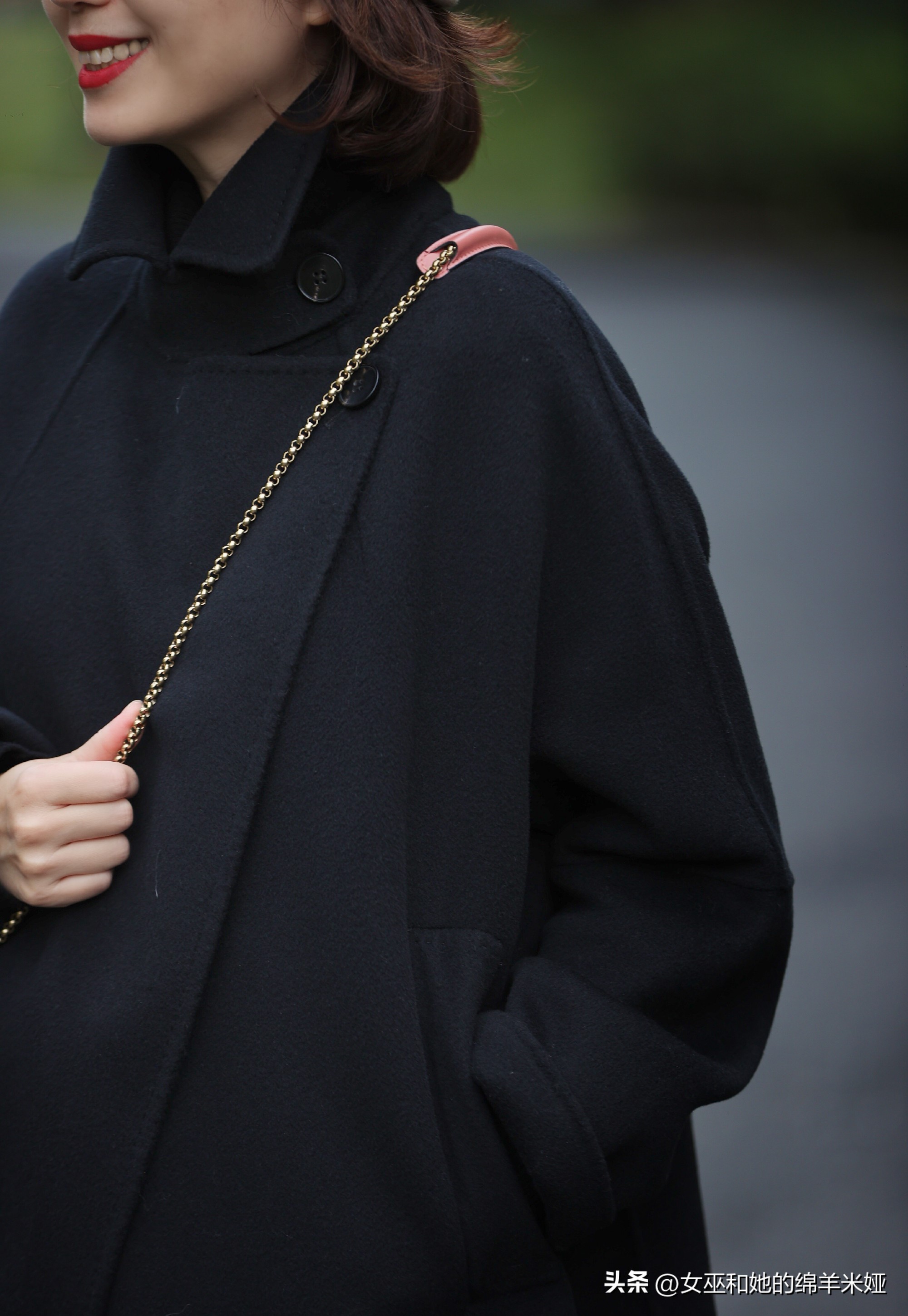 冬天怎么挑选衣服,冬天大衣什么颜色好看