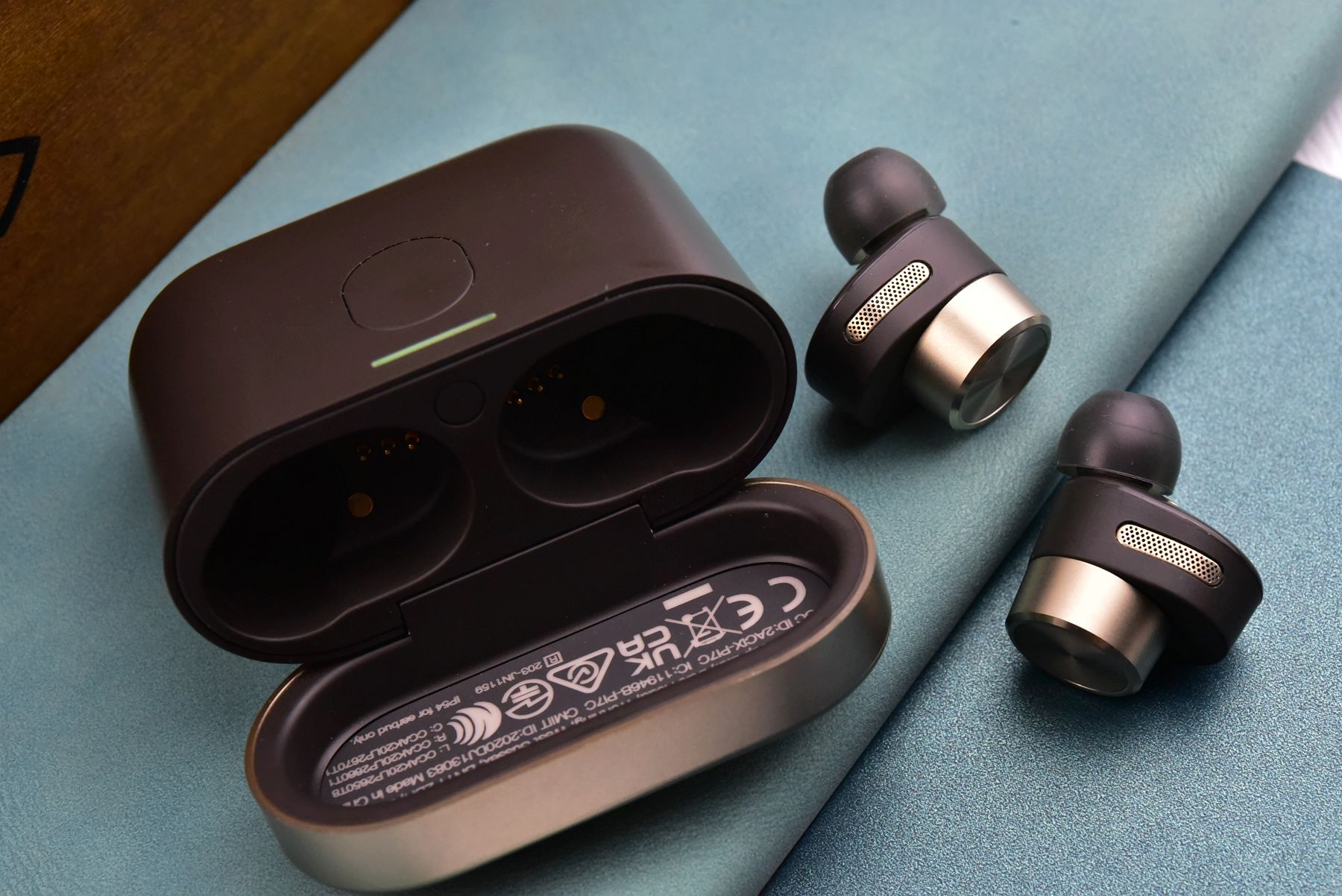 b&w耳机pi7测评,b&wpi7耳机测评