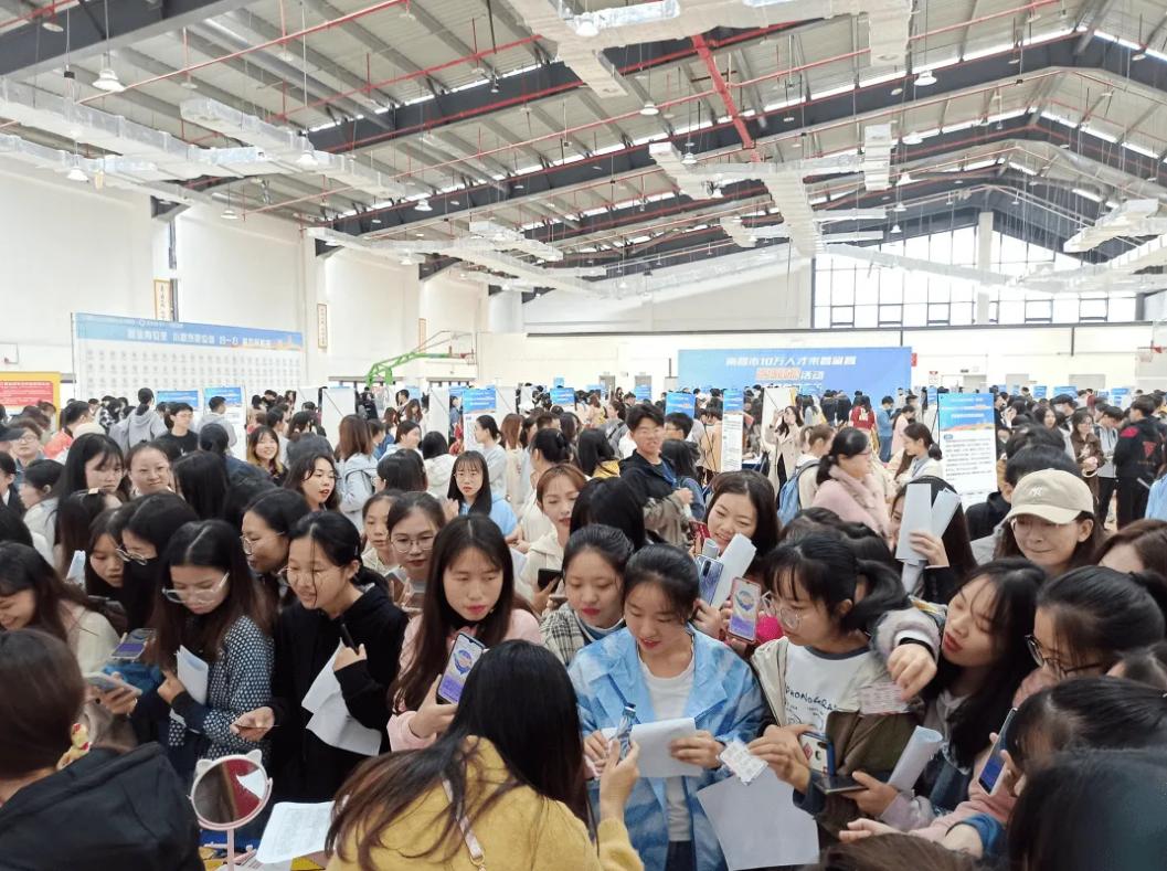 中铁局校招待遇,中铁招聘校招好进吗