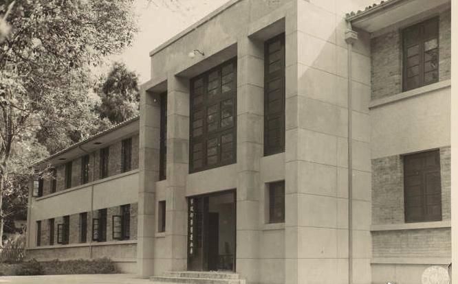 变态的纳粹德国，*光脱**犹太人女人衣服，集体*杀屠**!2