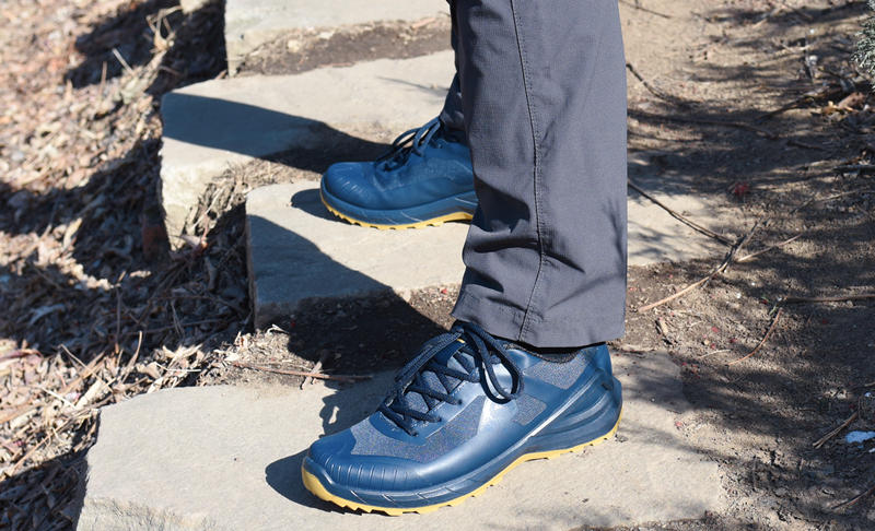 秋冬户外防水防滑软底徒步鞋,全防水全透气徒步鞋