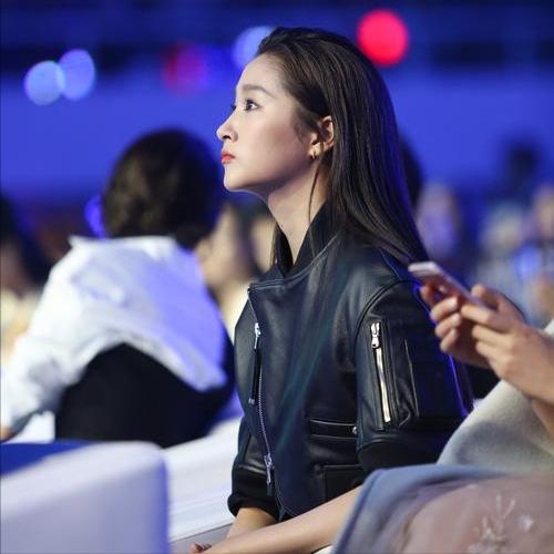 鹿晗巅峰期给足了关晓彤安全感,鹿晗炸裂视频