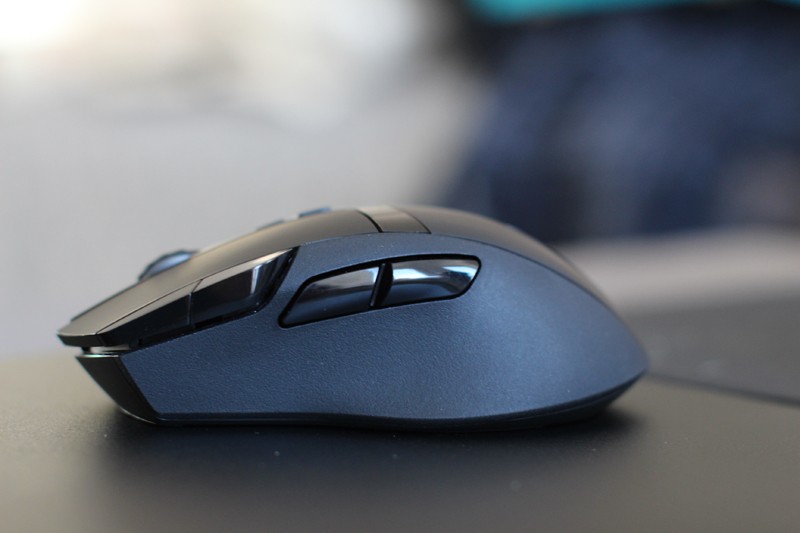 雷柏超大鼠标垫,换上新年套装