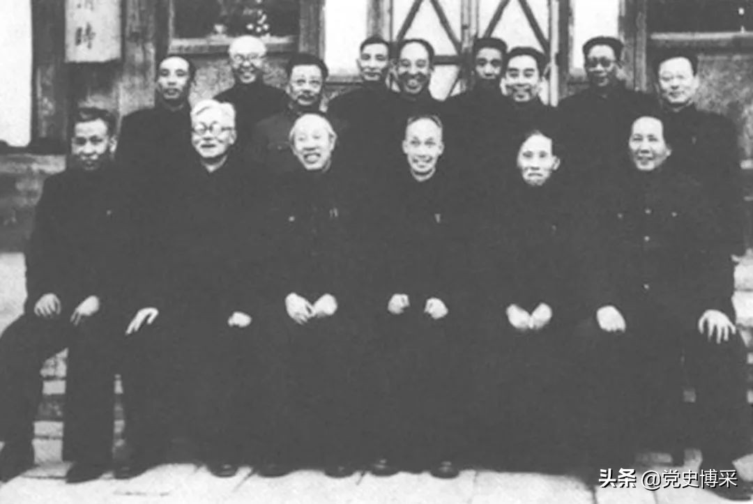 建国前后的周恩来