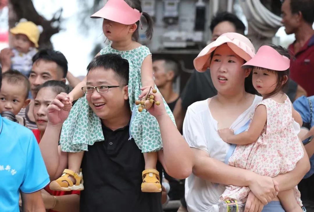 海南端午习俗|儋州“泊潮海龙舟”现场超燃