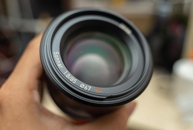 索尼85f1.8微单镜头详情,索尼微单35mmf1.4镜头推荐