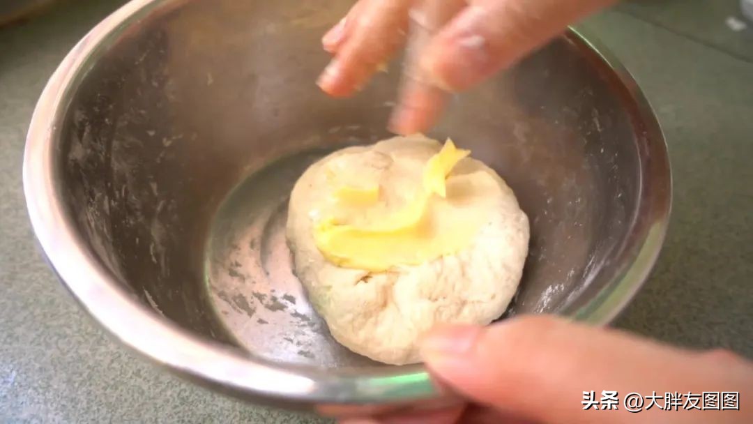 不拉丝的芝士披萨怎么做,简单又好吃的芝士披萨