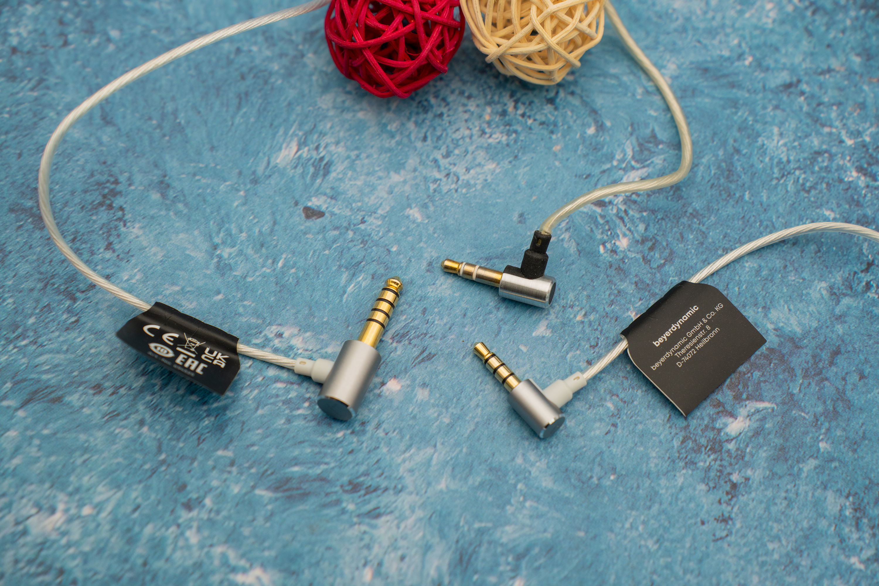 榭兰图新版和旧版区别,榭兰图普通版和黄金版什么区别