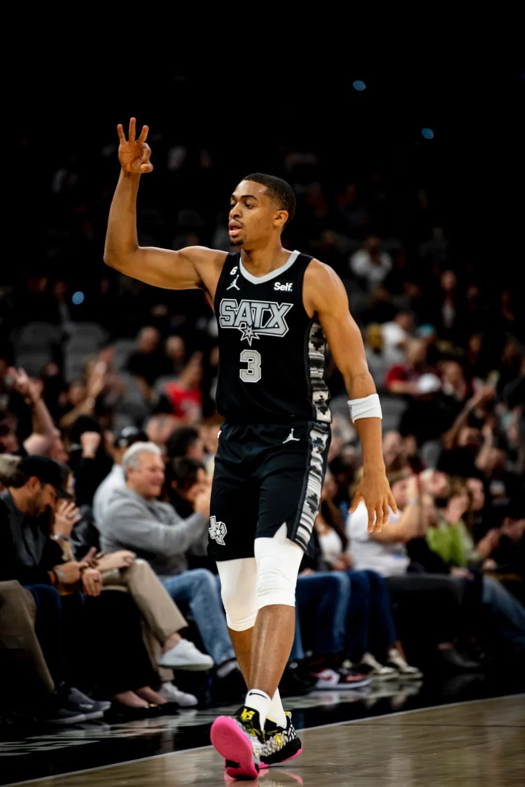 圣城美酒分外香，贺君突破两万关