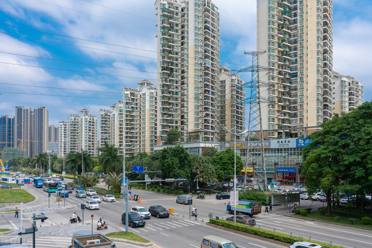 深圳楼市回暖，二手房一天成交破500套？假的！中介故意颠倒黑白