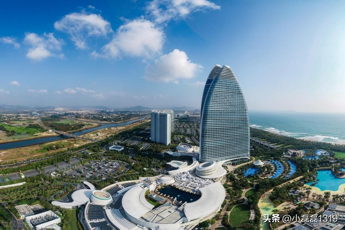 三亚哪些酒店比较好玩呢,三亚嘉佩乐酒店住一晚真实多少钱