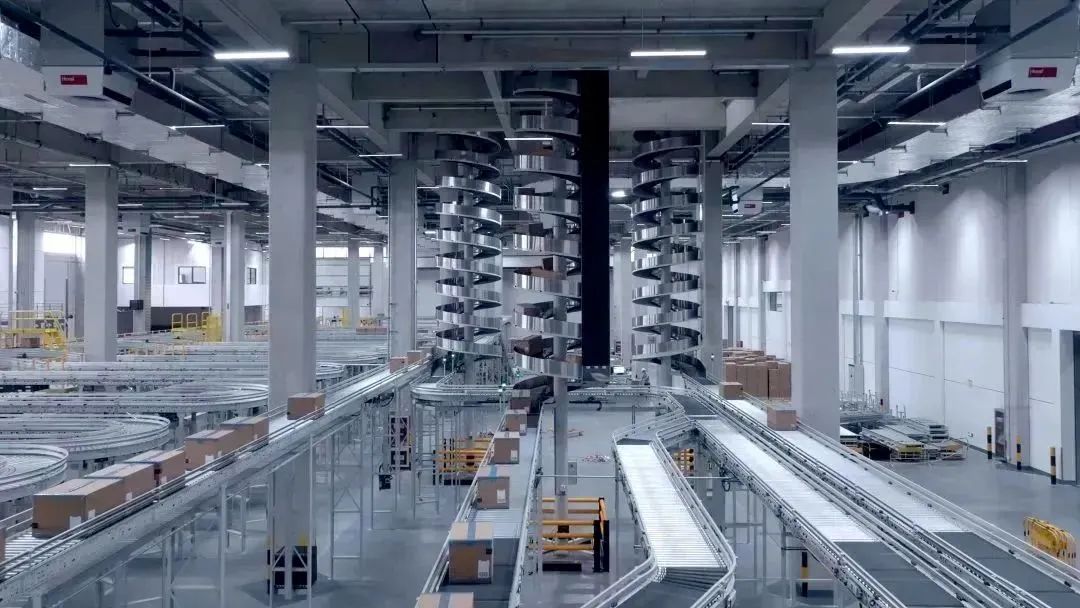 李宁为何不敌耐克和阿迪,李宁最近百亿补贴的鞋