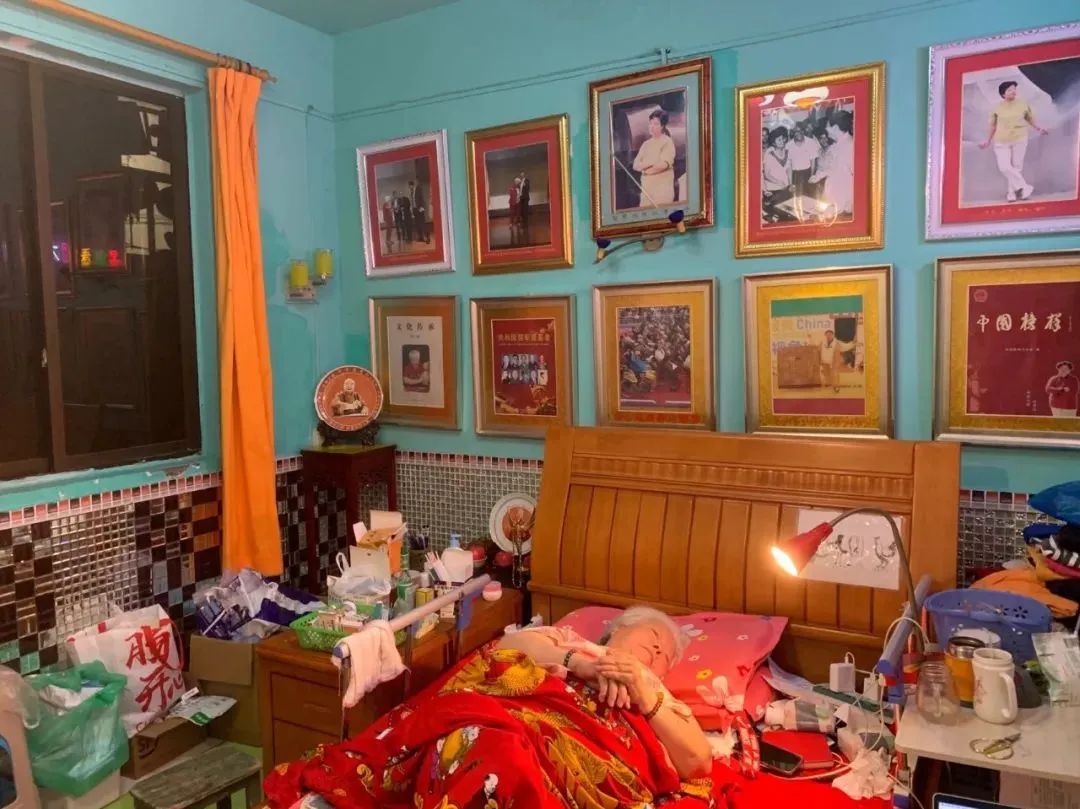 为卧床老人洗澡,为老人冬季洗澡每周几次