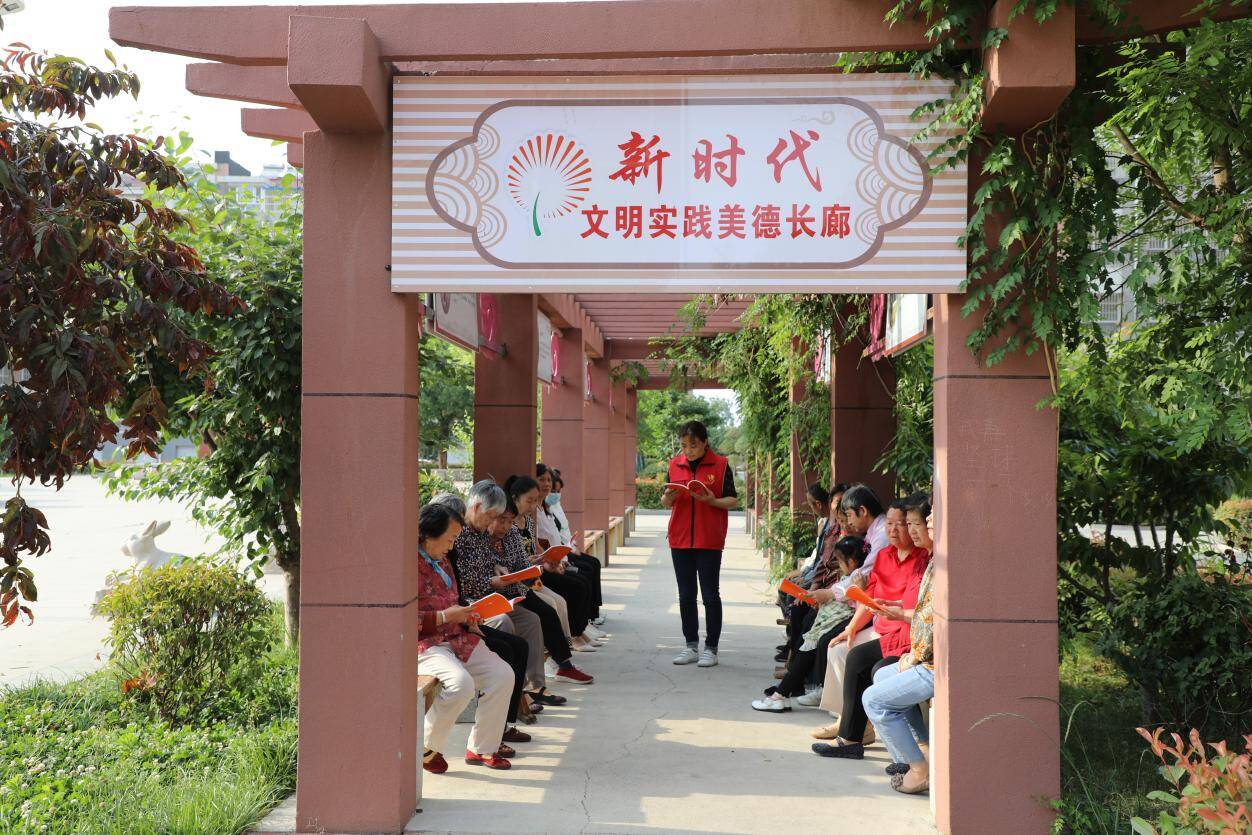 濡傛鐢熸椿璇绘湰瑙ｈ,濡傛鐢熸椿缁忓吀璇佃鐩存挱