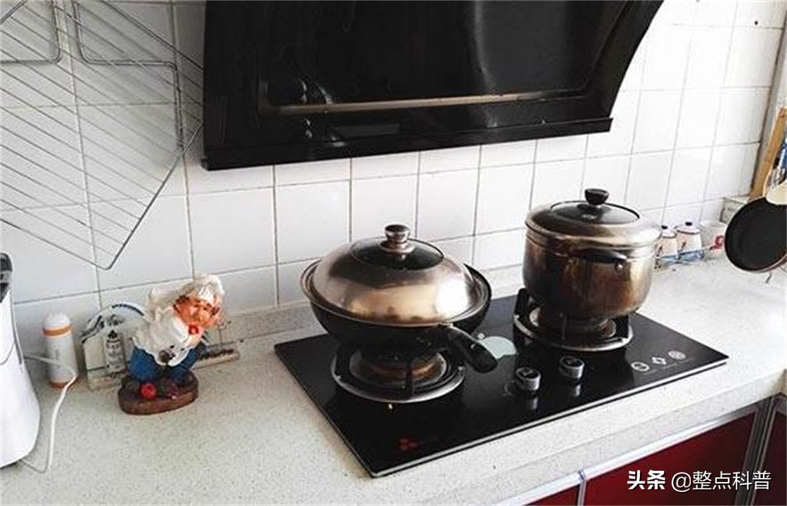 央视报道毒铁锅危害有多大,毒铁锅遭央视多次曝光