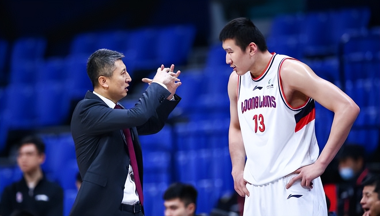 韩德君43分19板15盖帽,内线支柱韩德君单节砍下10分4篮板