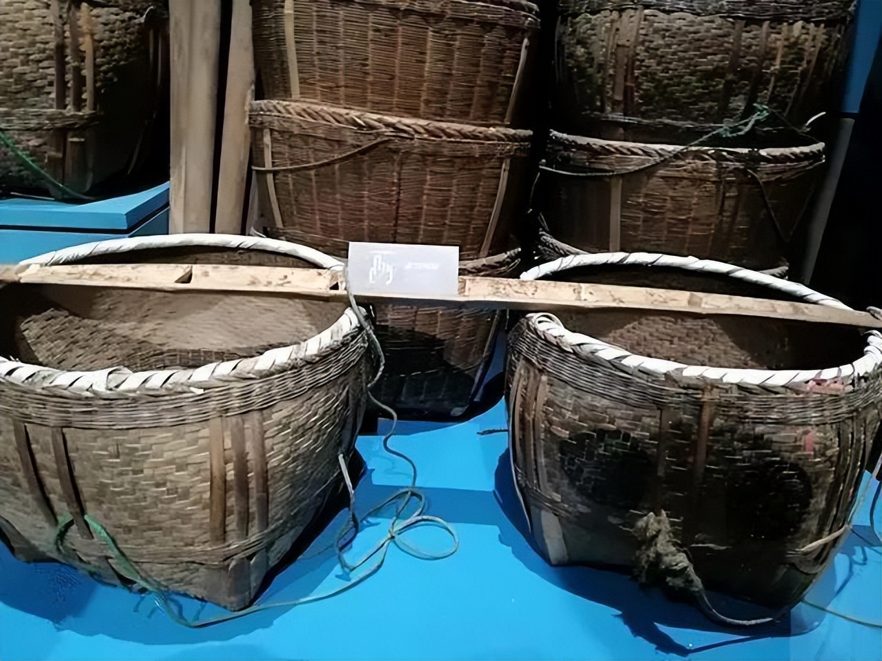 老年人必备的10件老物件,父母辈的老物件怀旧