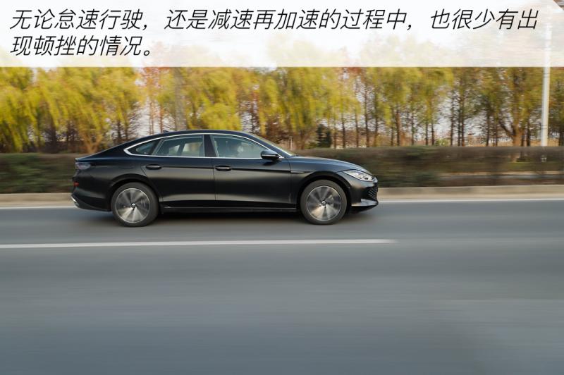 【动静皆有度试驾上汽大众凌渡L】