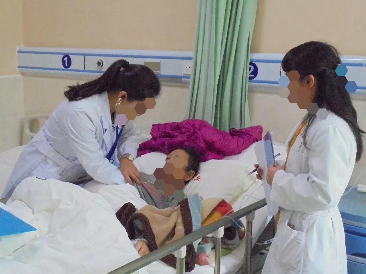 62岁女子与丈夫同房后出血，下腹胀痛，医生检查后发现她已患癌症