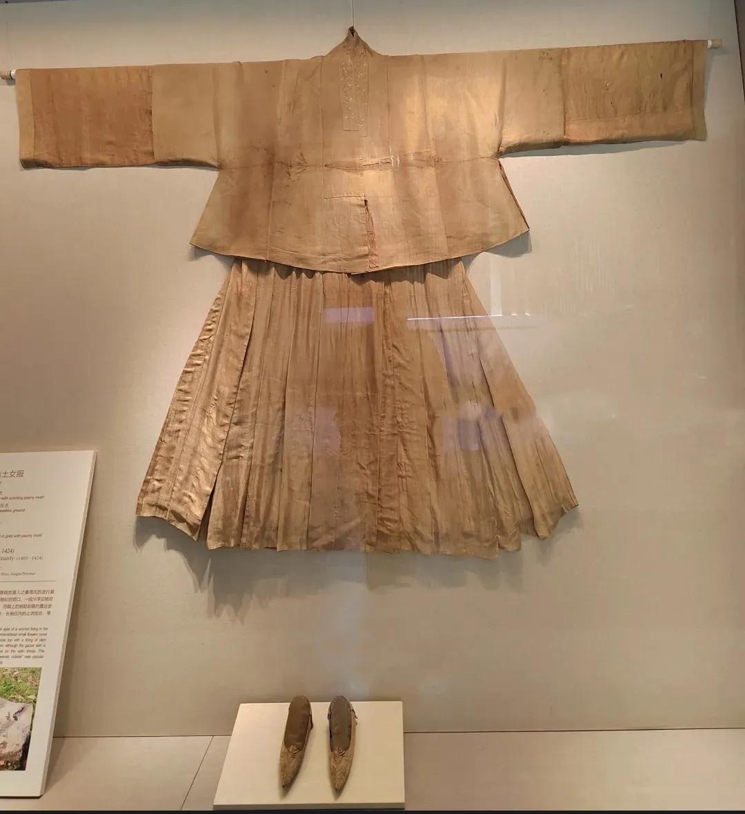 中国丝绸博物馆和中国之江博物馆,博物馆中国的服装