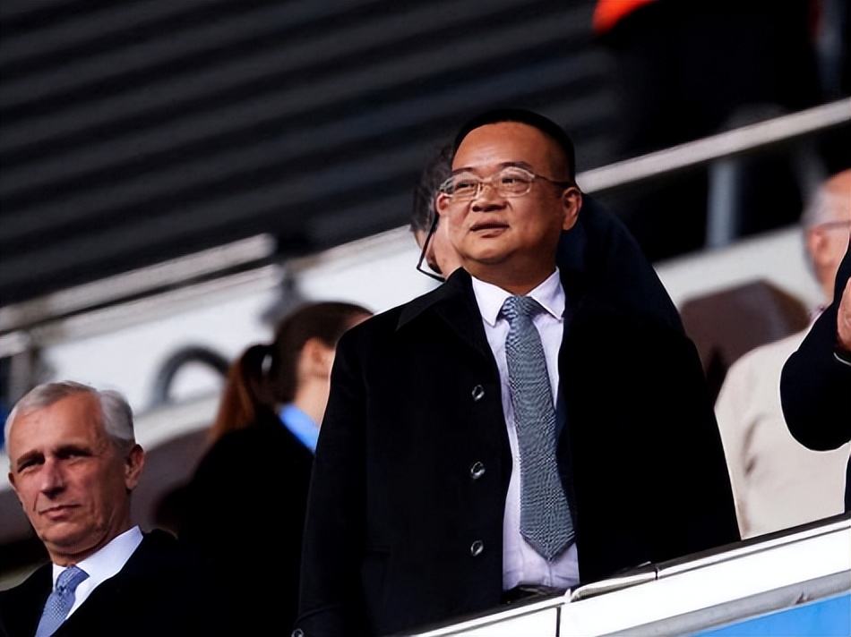 「吐槽大会」沙特2亿年薪报价C罗被拒!C罗:踢亚冠得加钱