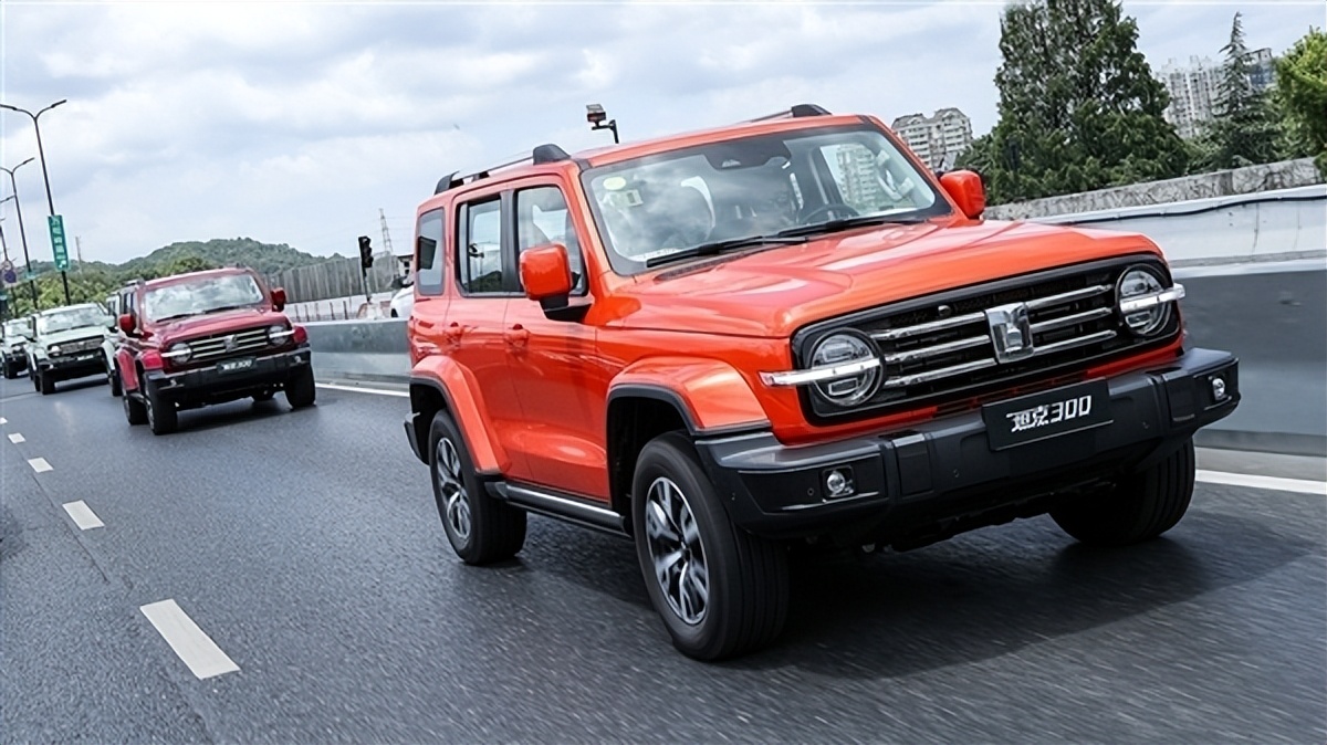 长城坦克和jeep牧马人,7万jeep牧马人三门版价格