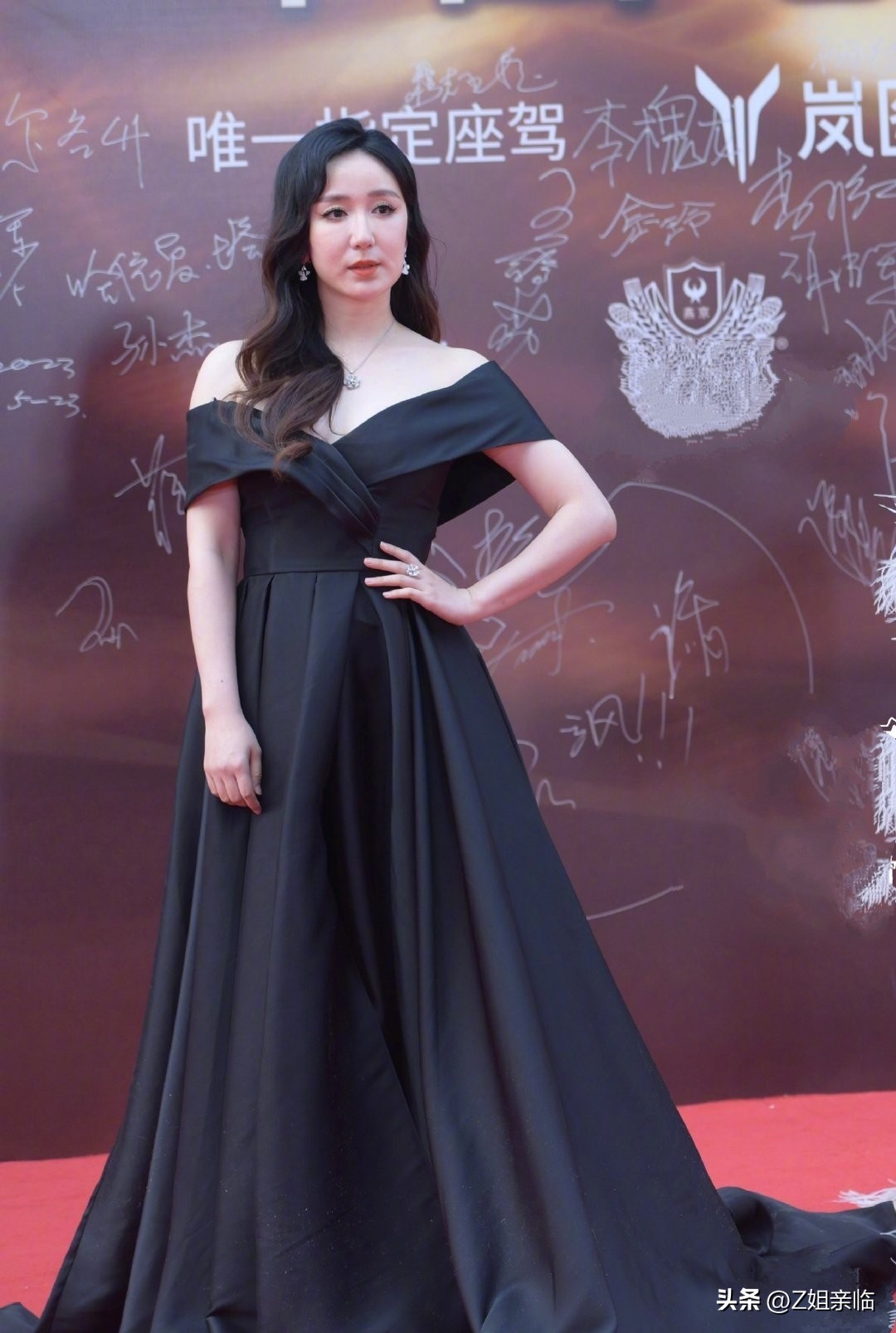 王一博娄艺潇,王一博娄艺潇视频