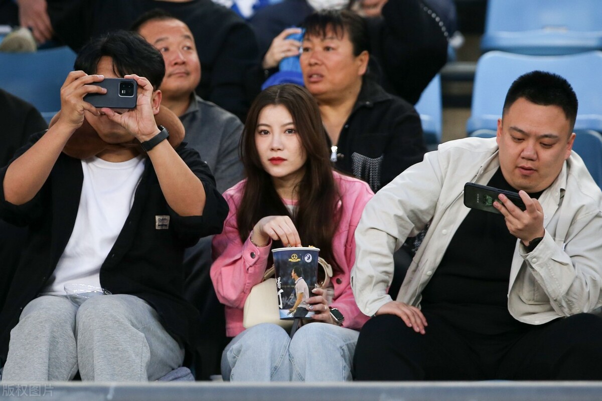 上海破获杀猪盘诈骗案被骗1500万,富婆遭遇杀猪盘13天被骗1400万元