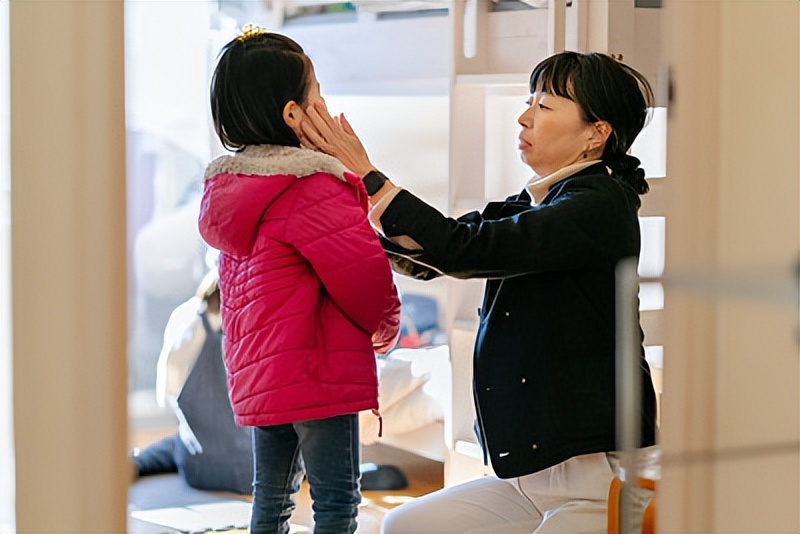 春季入园幼儿穿衣指南培训心得,幼儿园春季提醒幼儿穿衣温馨提示