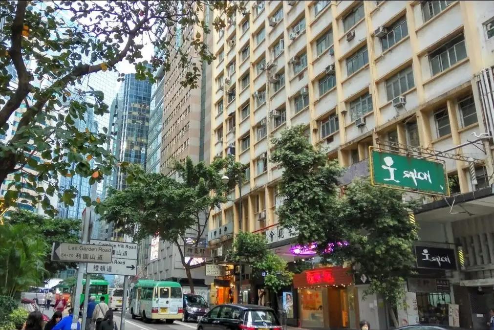 白手起家，进军地产业，“楼花”之父霍英东的传奇商业史