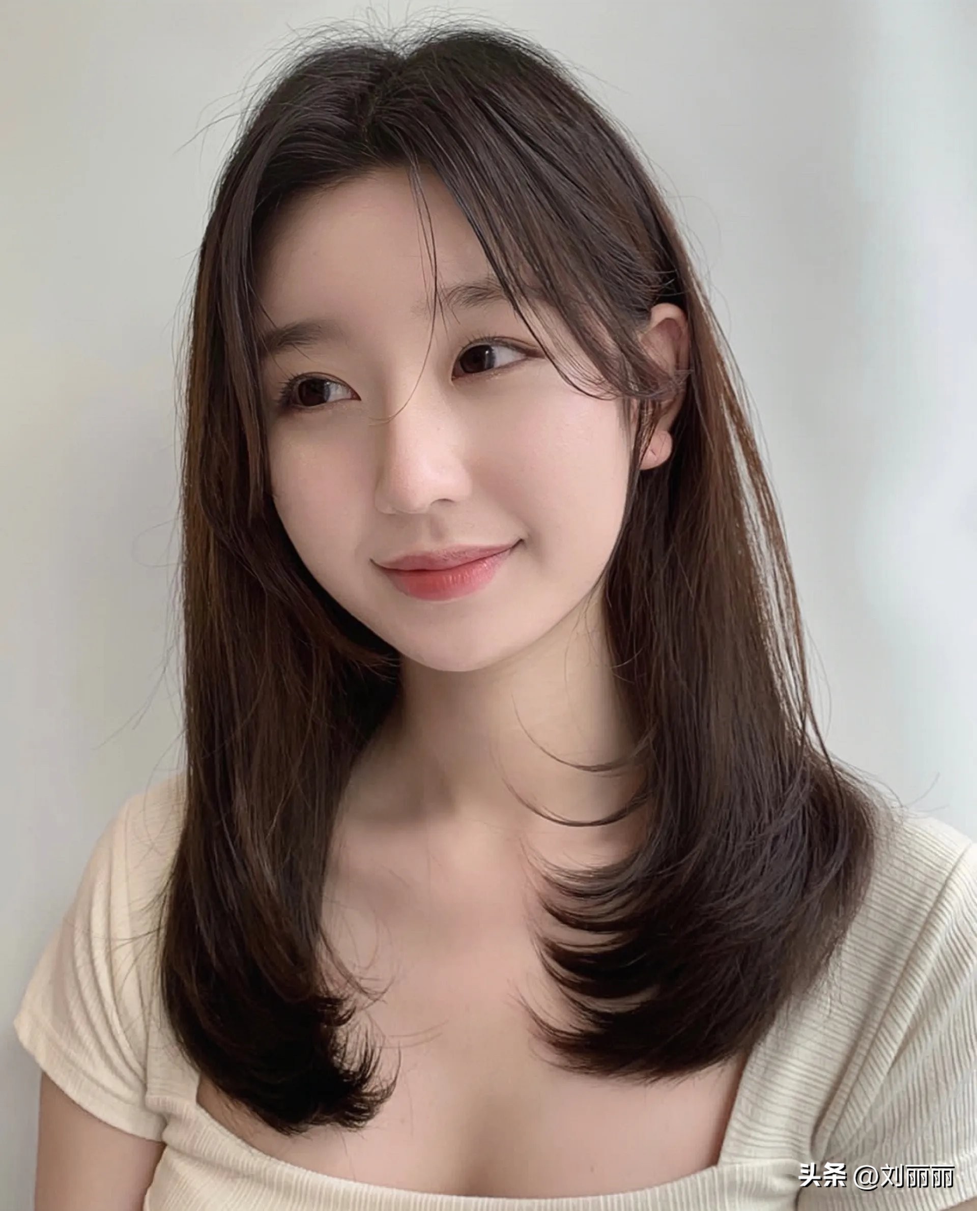 时尚大气好看的发型,最简单最时尚最好看的发型