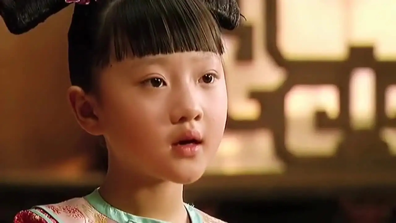 胧月大魔王解读,小时候胧月认甄嬛为额娘的时候