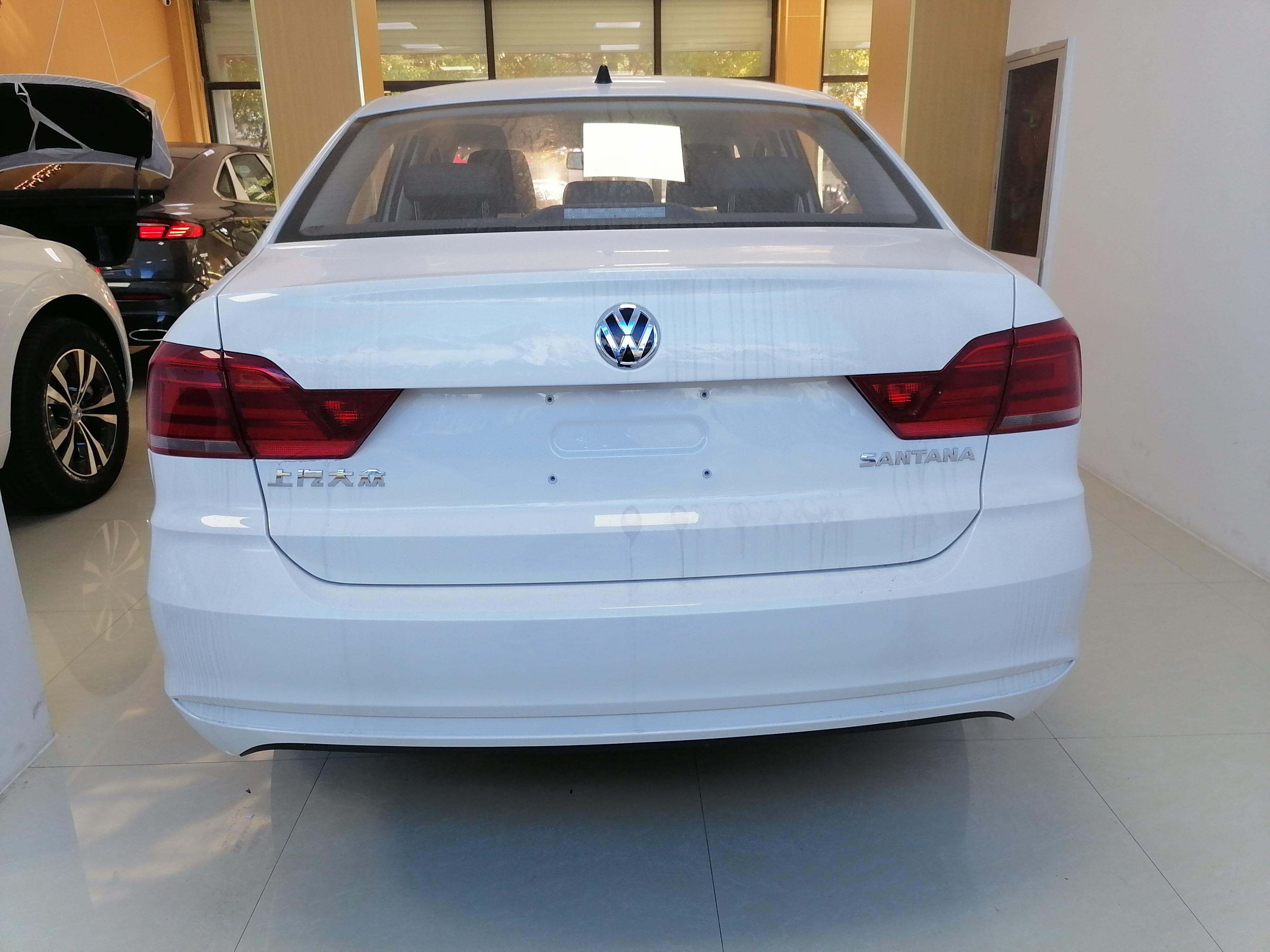 大众桑塔纳2024款自动豪华版测评,大众桑塔纳最老的一款高清图片