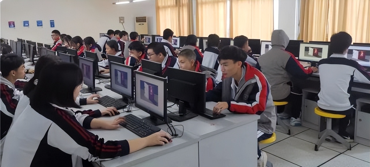 广州市贸易职业高级中学校学费,广州市贸易职业高级中学多少分